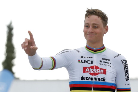 Van der Poel confirmó presencia en el Tour de Francia
