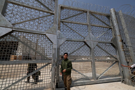 Israel opens Erez Crossing for humanitarian aid to Gaza