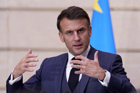 Macron alertou que a Rússia está disposta a qualquer coisa na guerra contra a Ucrânia
