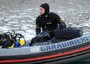 Un sommozzatore dei Carabinieri in attesa di immergersi