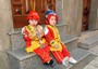 A San Fratello (Messina), colpita il 14 febbraio scorso da una frana, si rinnova anche quest'anno la  tradizione dell'antichissima Festa dei Giudei che si conclude il venerdi' santo. Nella foto due  bambini vestiti da Giudei