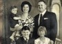 La famiglia Staropoli, da Procida, nel 1967: i genitori Nunzia e Peppino Staropoli e dei loro tre figli Michele, Olga e Arturo