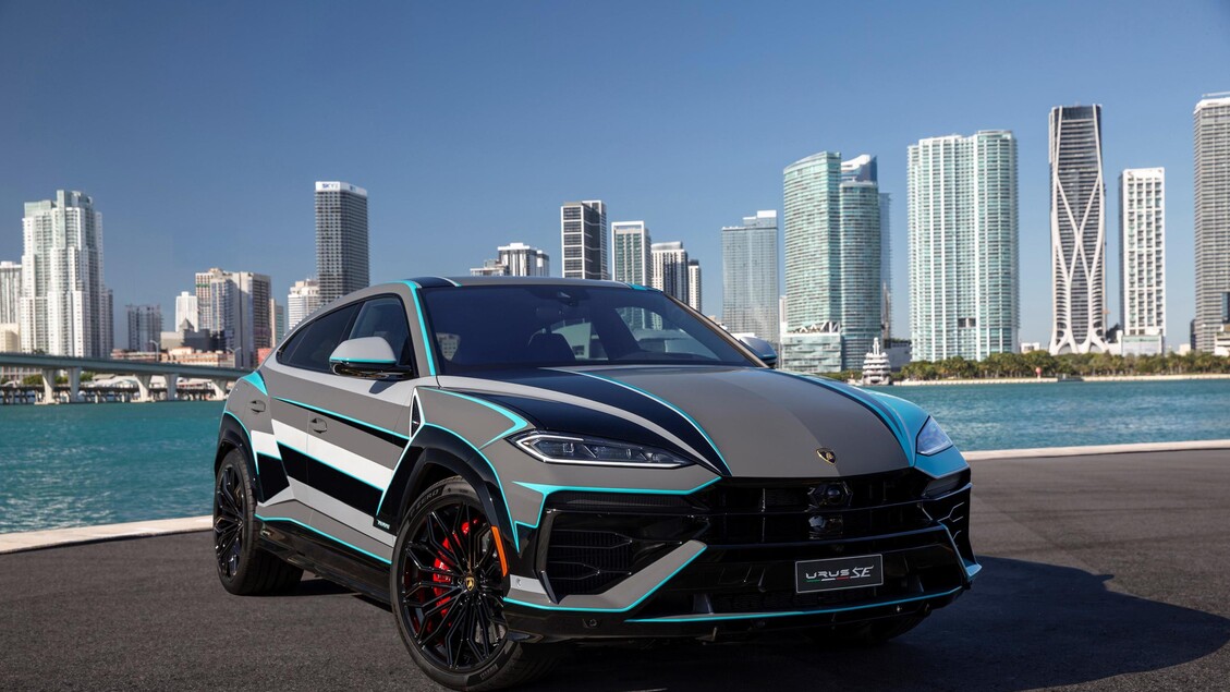 Lamborghini Urus SE Ad Personam