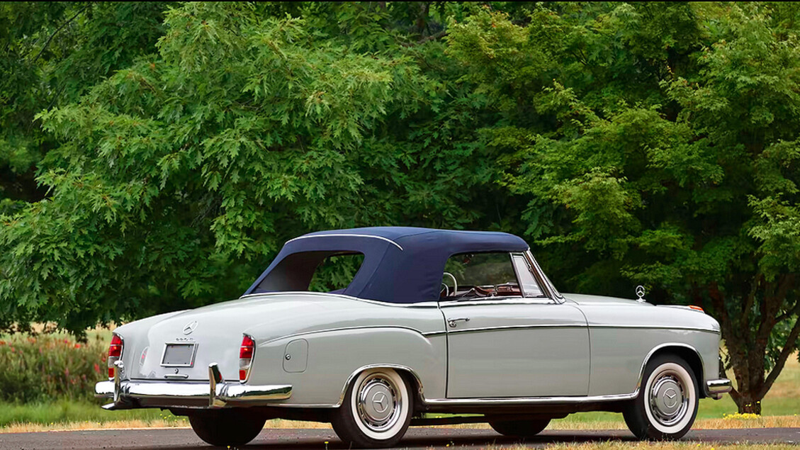 L 'immutato fascino della Mercedes 220 S Cabriolet 1958 © ANSA/New York International Auto Show