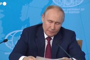Russia, Putin: 'Il congelamento dei nostri capitali e' un furto'