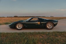 Porsche 917 e Ford GT40