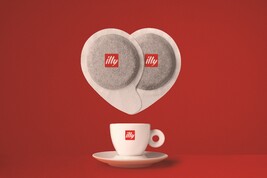 Sachês de café da illy revolucionaram indústria