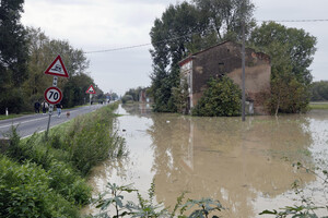 Maltempo: tracima il torrente Crostolo, evacuazioni nel Reggiano (ANSA)