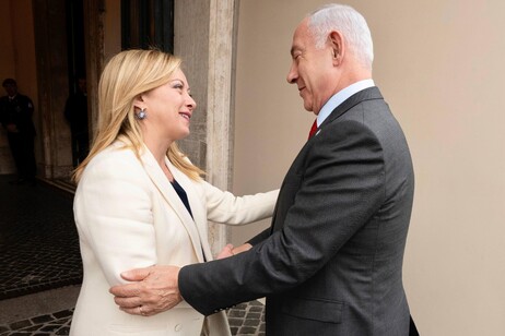 Benjamin Netanyahu e Giorgia Meloni durante encontro em Roma em março de 2023