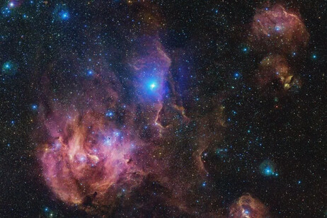 'Nebulosa da Galinha Corredora' aparece em nova imagem (Foto: Reprodução/ESO)