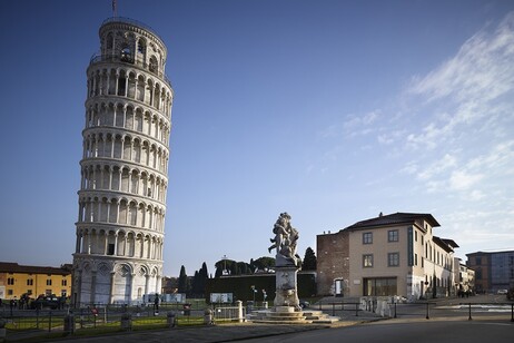 Visite tattili e immersive, Torre Pisa a misura dei disabili