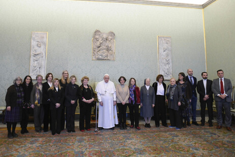 Francisco en una audiencia con mujeres en el Vaticano.