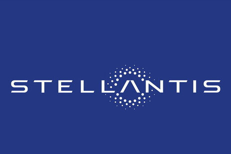 Stellantis, ricavi in calo del 27% e consegne del 20%