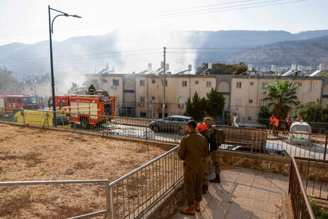 Due morti dopo che un razzo proveniente dal Libano ha colpito Kiryat Shmona nel nord di Israele