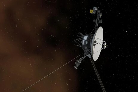 Representación artística de la sonda Voyager 1 fuente NASA).