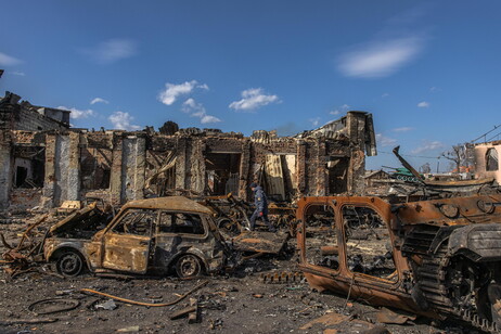 Macerie dopo l'attacco in Ucraina