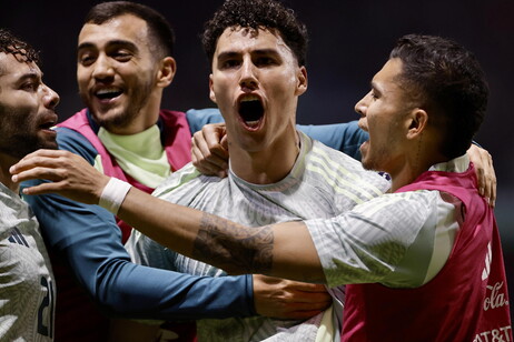 México aplastó a Honduras y avanzó a fase final de Nations League de la CONCACAF