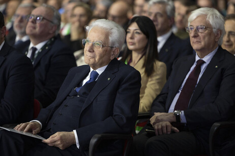 Mattarella alla cerimonia inaugurale dell'assemblea dell'Anci