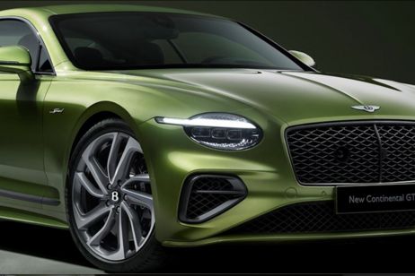 Bentley Continental GT Speed debutta nel cuore della Capitale