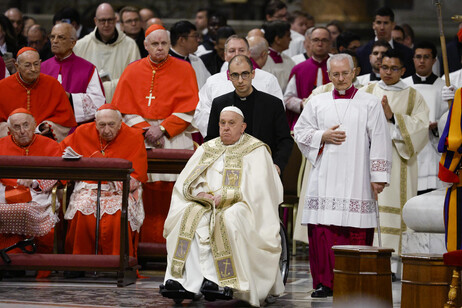 Papa Francisco celebra missa do Natal do Senhor