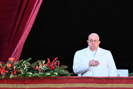 Papa Francisco celebra bênção de Natal no Vaticano