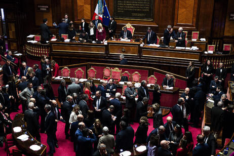 Plenário do Senado durante votação de Lei Orçamentária