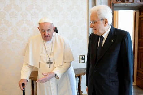 Mattarella lembrou de papa Francisco durante visita ao Brasil