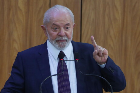 Lula discursou no Planalto