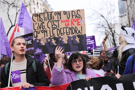 Protesto do Dia Internacional da Mulher em Paris