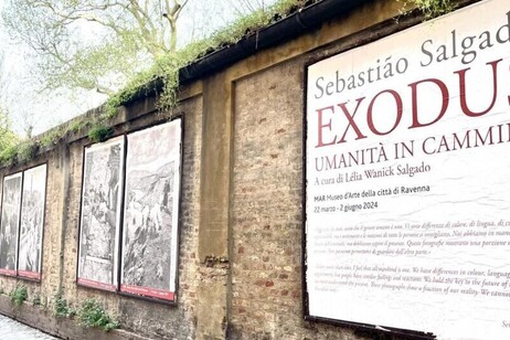 Moradores e turistas da cidade romagnola poderão entrar em contato com algumas das imagens mais icônicas de Salgado
