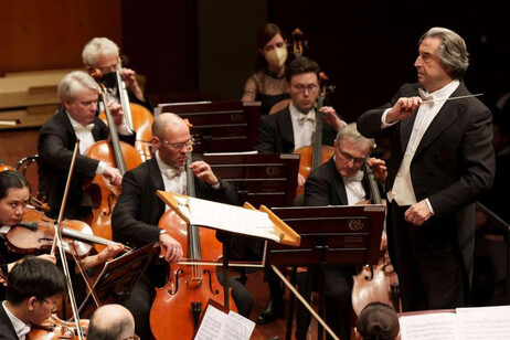Maestro Riccardo Muti conduzirá orquestra