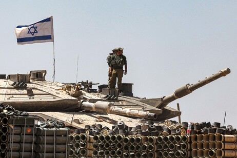 Israel garante que manterá guerra 'mesmo sozinho'