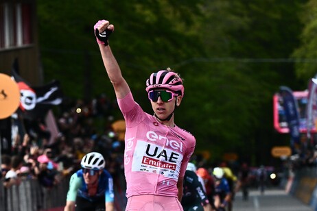 Essa foi a terceira etapa conquistada pelo esloveno na atual edição do Giro d'Italia