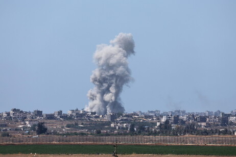 Israel también bombardea en Jabalia, en el norte de Gaza.