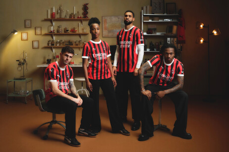 Camisa do Milan foi feita pela marca alemã Puma