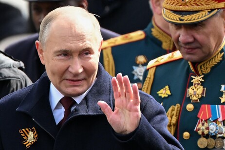 Putin demitiu ministro da Defesa após quase 12 anos