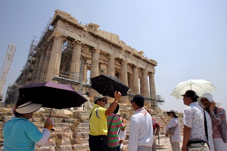 Grécia limitou horários dos monumentos por altas temperaturas