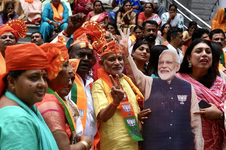 Modi non stravince, l'opposizione esulta: 'Il Paese lo ha punito'