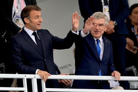 Los Juegos de París en marcha, Macron y Bach de parabienes