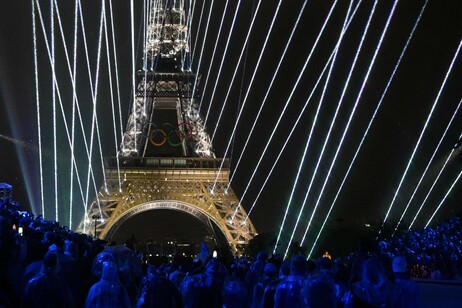 Jogos de Paris foram oficialmente abertos
