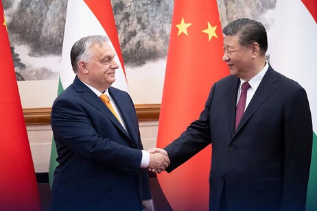 Orban ricevuto da Xi a Pechino