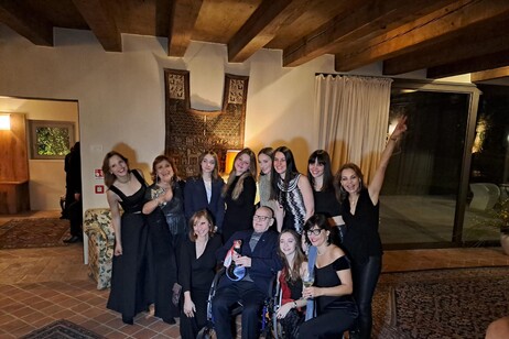 Benito Nonino com as mulheres de sua família