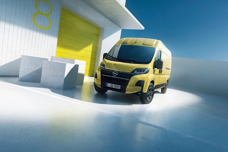 Opel Movano: più efficiente con il nuovo cambio automatico