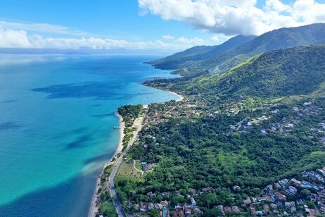 Paisagem de Ilhabela, no litoral norte de São Paulo