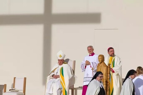 Francisco se mostró firme contra los abusos en la Iglesia, tras reunirse con víctimas en Bruselas (ANSA)