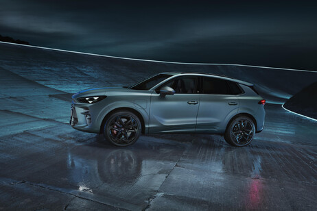 Cupra presenta il nuovo suv sportivo Terramar