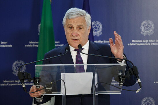 Tajani: "Pronti a contribuire alla missione civile Ue a Rafah"