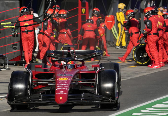 F1: Sainz coloca Ferrari na frente e lidera 1º treino do GP da Austrália, fórmula 1