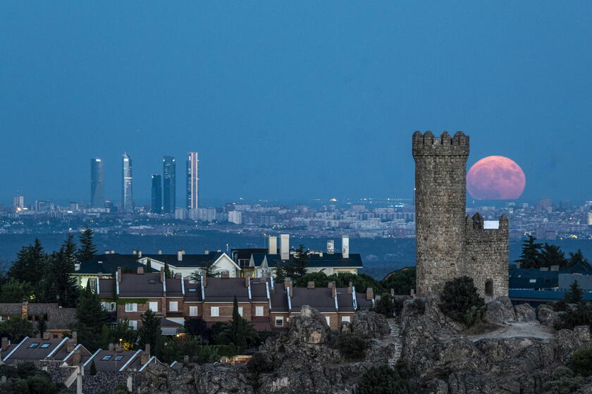 Superlua vista em Madri