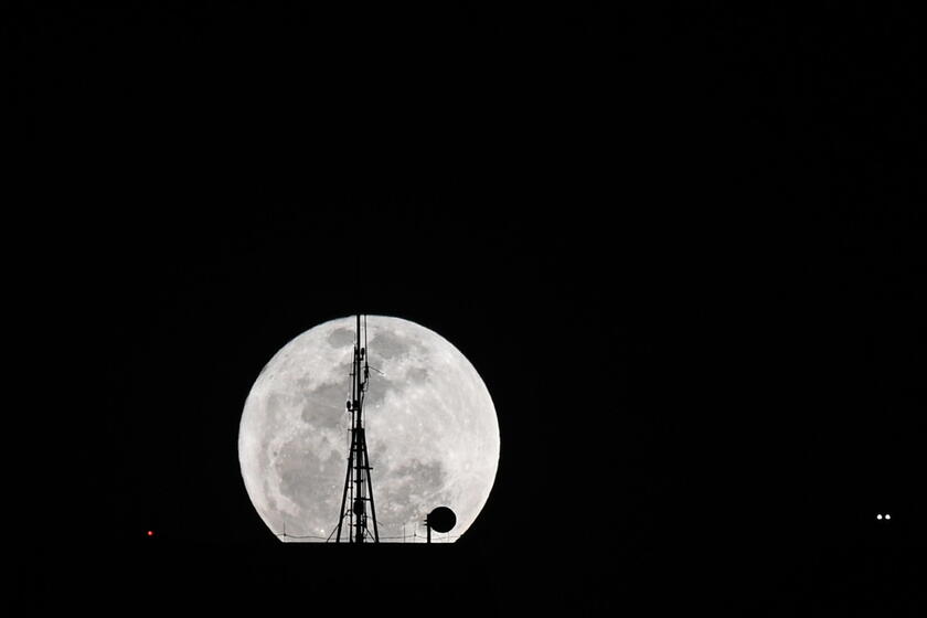 Superlua vista em Brasília